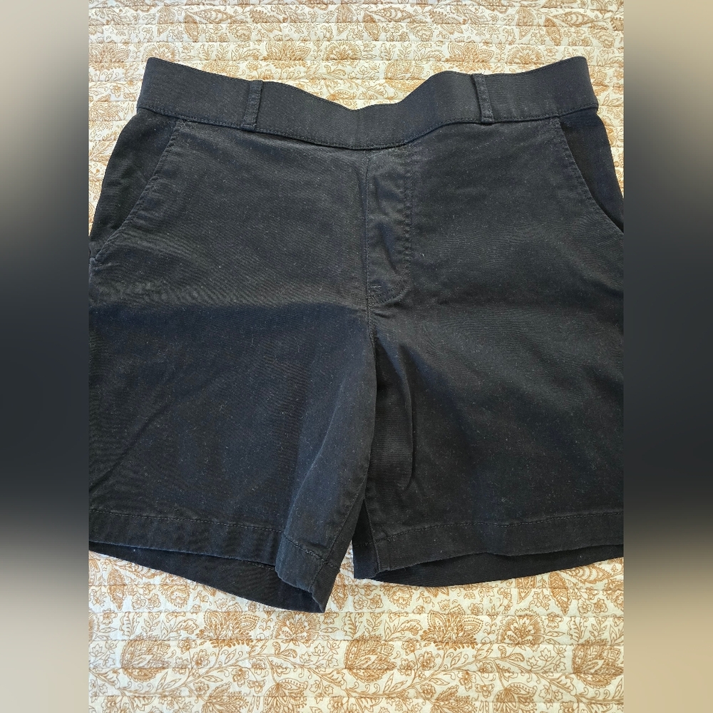 Black Gloria Vanderbilt Shorts, 16